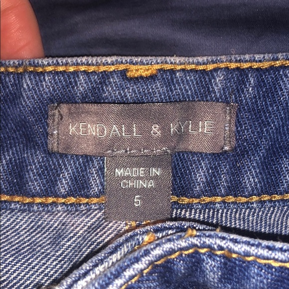 Kendall & Kylie Pacsun Shorts with lace - Picture 2 of 3